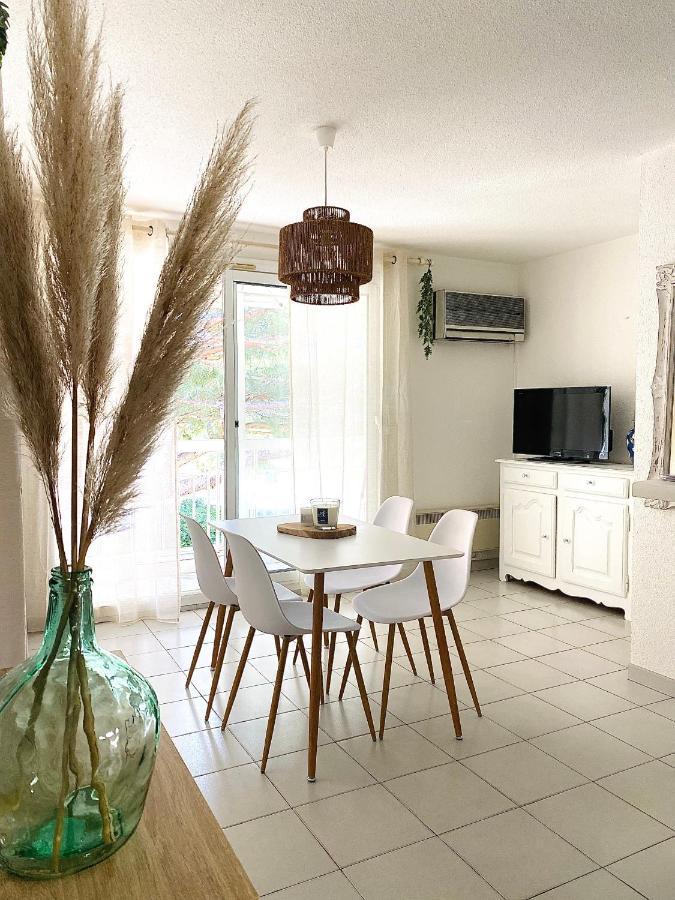 Superbe Appartement Cosy Vue Mer Pieds Dans L'Eau Cavalaire-sur-Mer Dış mekan fotoğraf